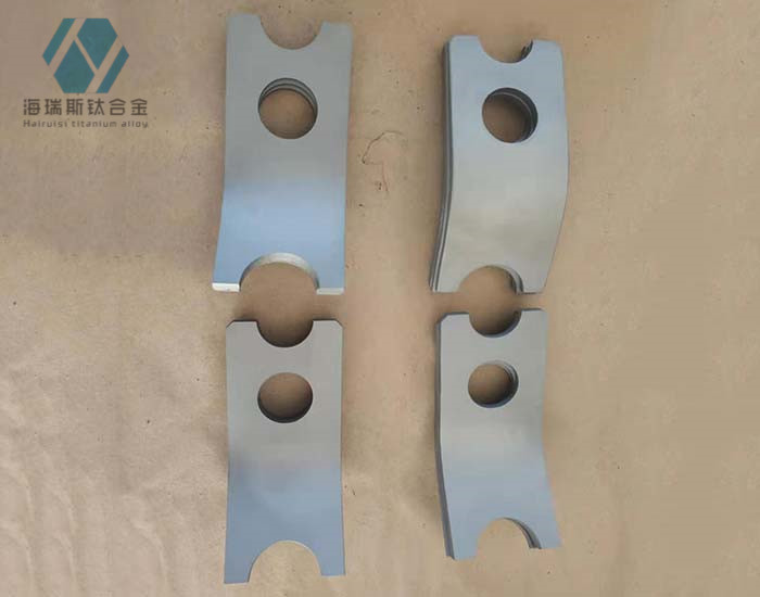 钛合金热压成形件